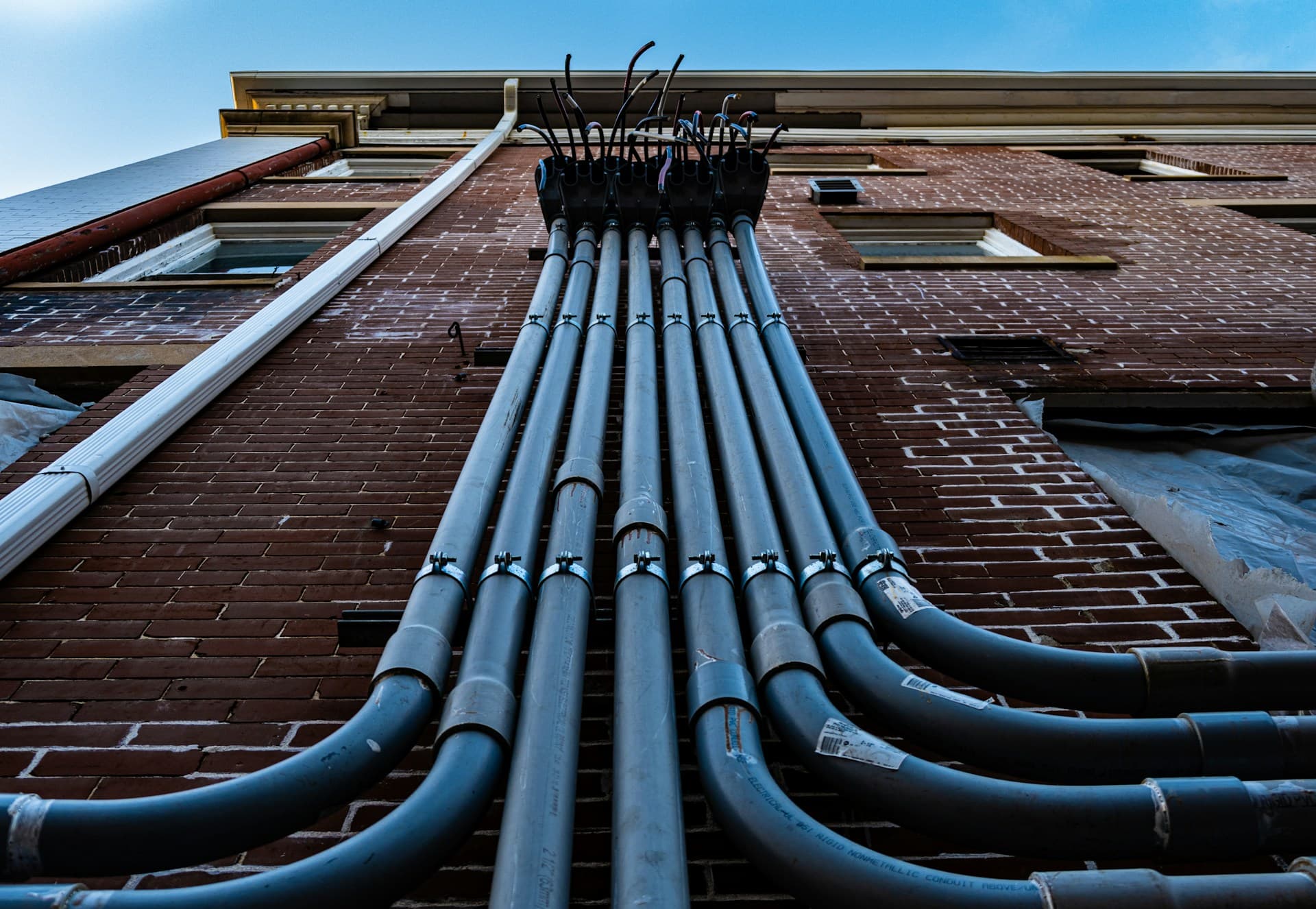 Photo · Crew on site · Panel install